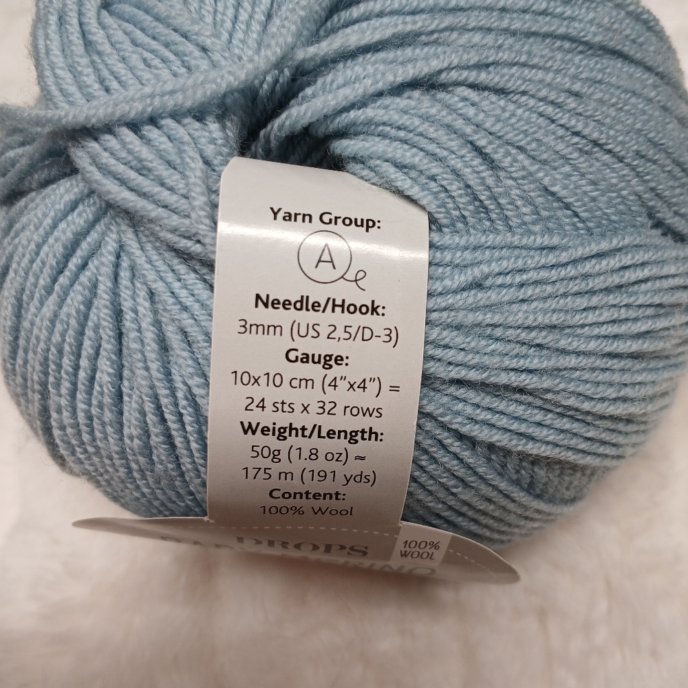 Drops Baby Merino Yarn 100% Wool Light Blue Superwash 191 Yards - New - Picture 4 of 4